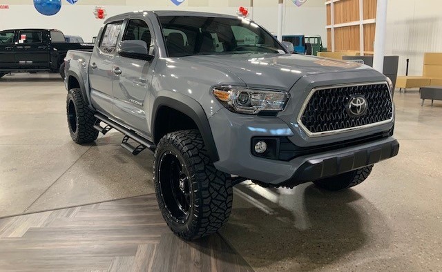 Dark Grey Toyota Tundra with Running boards