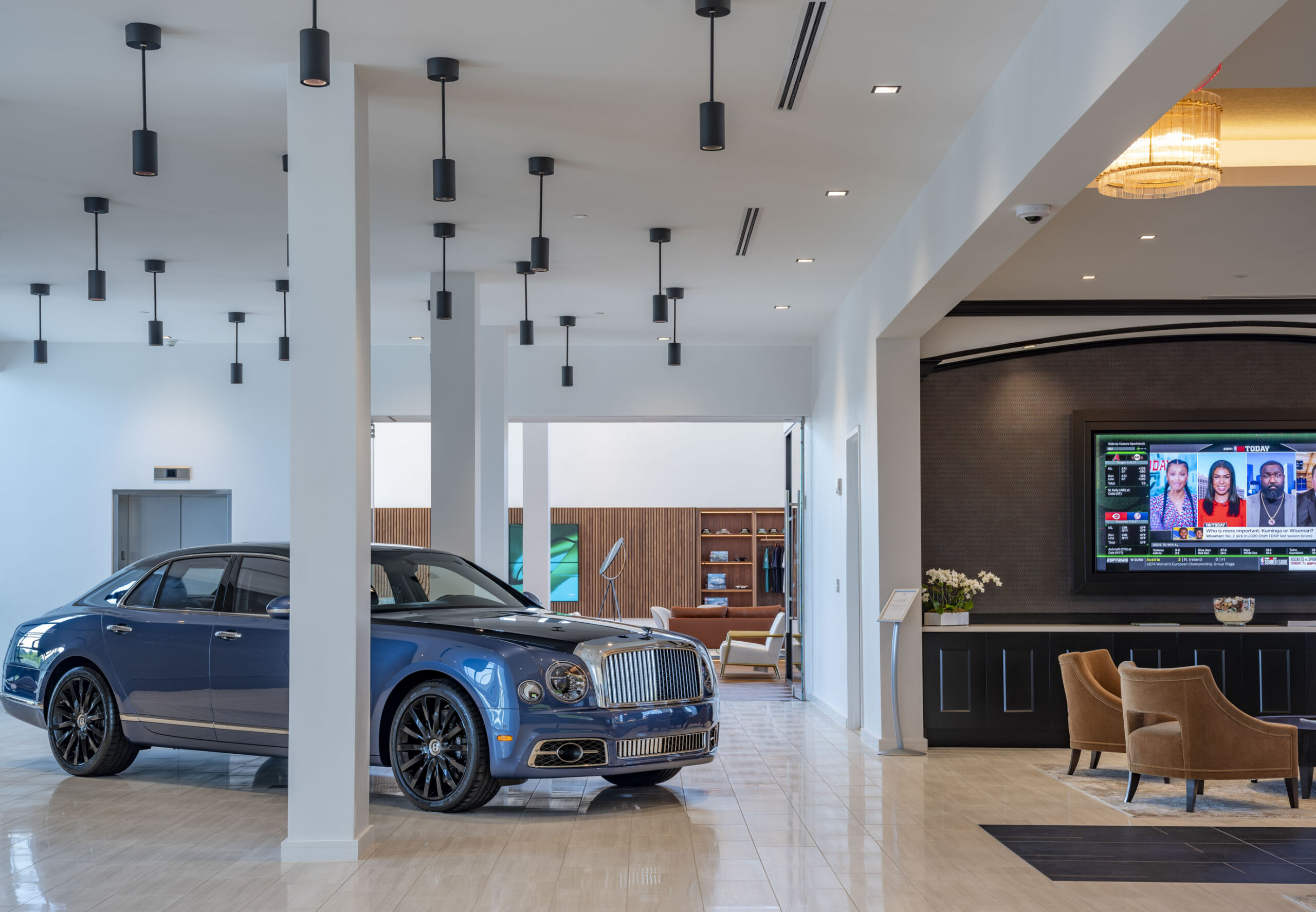 Showroom with a Bently Exclusive Automotive Aston Martin/Bentley of Loudon